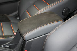 2018款五十铃mu-X牧游侠