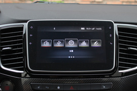 2018款五十铃mu-X牧游侠