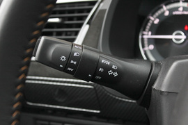 2018款五十铃mu-X牧游侠