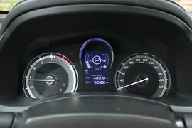 2018款五十铃mu-X牧游侠