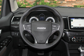 2018款五十铃mu-X牧游侠