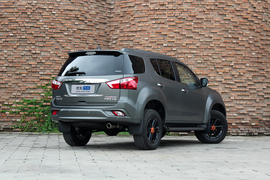 2018款五十铃mu-X牧游侠