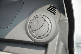 2013款雪佛兰赛欧两厢1.2L手动理想版