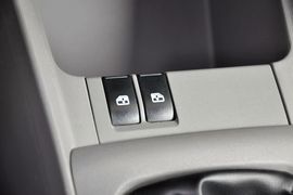 2013款雪佛兰赛欧两厢1.2L手动理想版