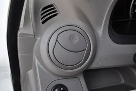 2013款雪佛兰赛欧两厢1.2L手动理想版