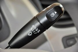 2013款雪佛兰赛欧两厢1.2L手动理想版