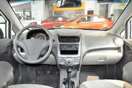 2013款雪佛兰赛欧两厢1.2L手动理想版