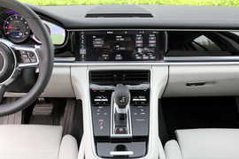 2017款保时捷Panamera