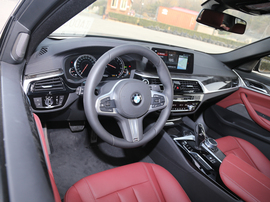 2018款宝马525Li