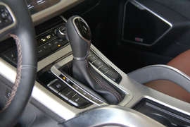 2018款吉利博越1.8TD