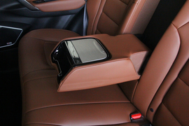 2018款吉利博越1.8TD