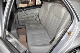 2012款吉利英伦SC3