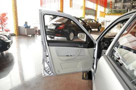 2012款吉利英伦SC3