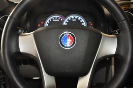 2012款吉利英伦SC3
