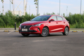 2018款长安逸动XT