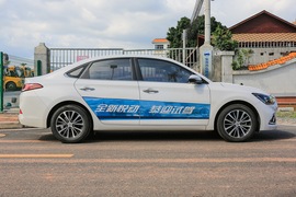   2018款 现代 悦动 1.6L 自动悦心版DLX