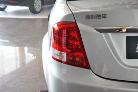 2012款吉利英伦SC3