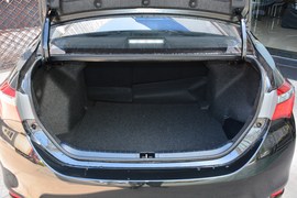 2018款丰田卡罗拉1.2T