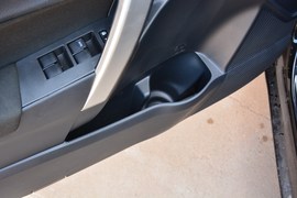 2018款丰田卡罗拉1.2T