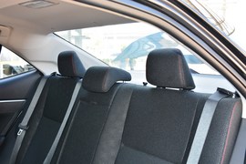 2018款丰田卡罗拉1.2T