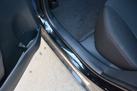 2018款丰田卡罗拉1.2T