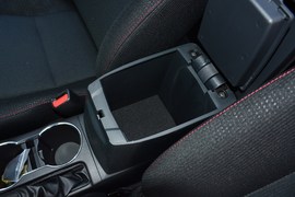 2018款丰田卡罗拉1.2T