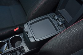 2018款丰田卡罗拉1.2T