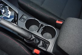 2018款丰田卡罗拉1.2T