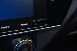2018款丰田卡罗拉1.2T