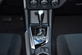 2018款丰田卡罗拉1.2T