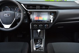2018款丰田卡罗拉1.2T