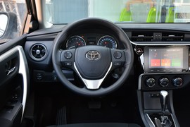 2018款丰田卡罗拉1.2T