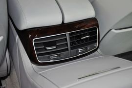 2013款奥迪A8L