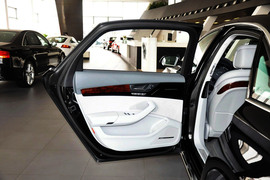2013款奥迪A8L