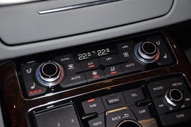 2013款奥迪A8L