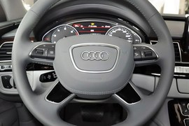 2013款奥迪A8L