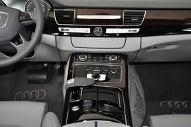 2013款奥迪A8L