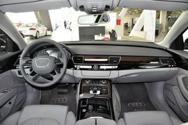 2013款奥迪A8L