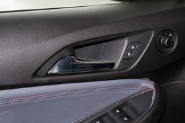 2018款雪佛兰科鲁兹330T