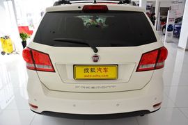 2013款菲亚特菲跃2.4L豪华导航版