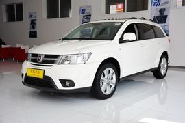 2013款菲亚特菲跃2.4L豪华导航版
