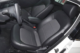 2013款大众全新桑塔纳1.6L手动舒适版