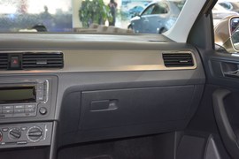 2013款大众全新桑塔纳1.6L手动舒适版