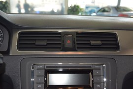 2013款大众全新桑塔纳1.6L手动舒适版