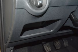 2013款大众全新桑塔纳1.6L手动舒适版