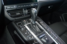 2018款保时捷Macan