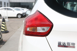 2018款福克斯两厢