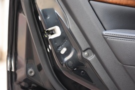 2019款三菱帕杰罗