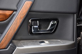 2019款三菱帕杰罗