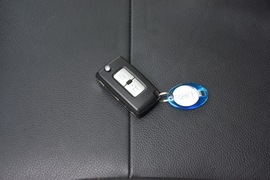 2019款三菱帕杰罗